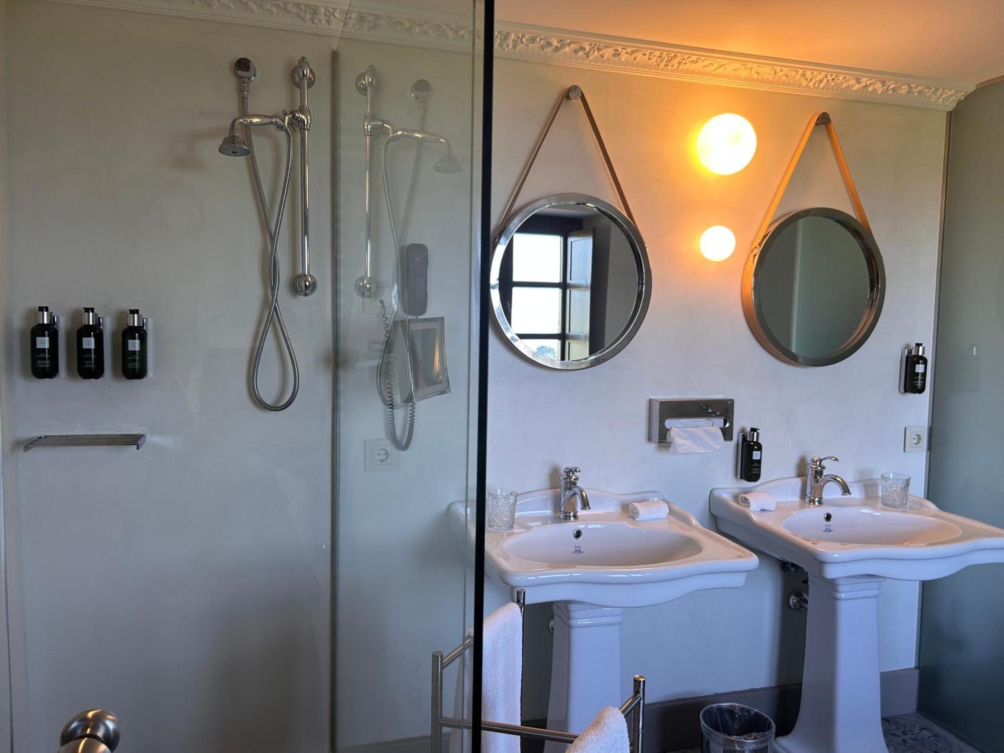 Puebloastur Eco Resort Hotel & Spa Cofiño Dış mekan fotoğraf